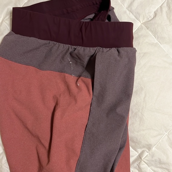 Lululemon Men’s M Linerless shorts 8.5 in - Picture 5 of 5